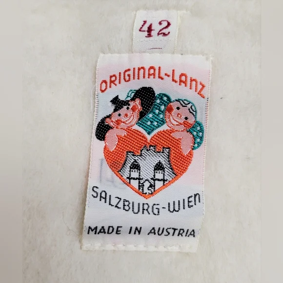 Vintage (60s) Lanz Of Salzberg Cream and Green Women's Cardigan Sweater | Size M - Picture 4 of 4